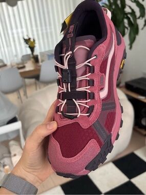 Vans Women's Trail Sneaker in Pink & Burgundy